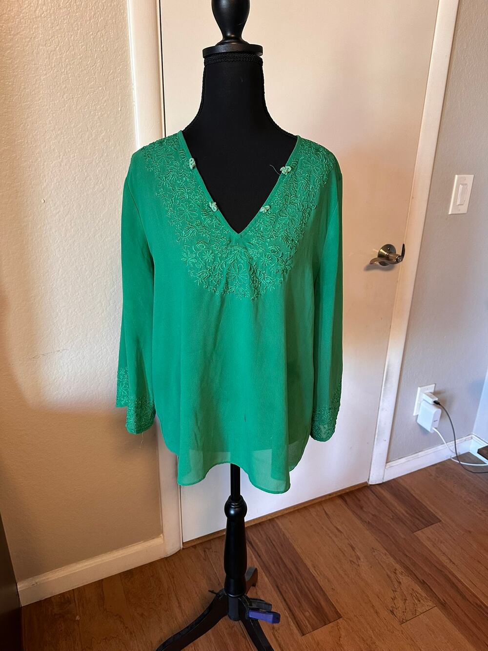 Emerald Green Embroidered V-Neck Tunic Blouse Sheer Long Sleeve Peasant Top Boho